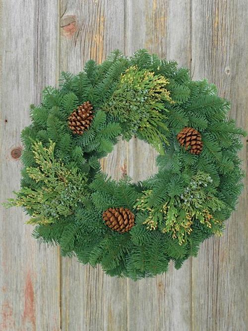 18 MIXED WREATH W/ CONES  CHRISTMAS GREENS